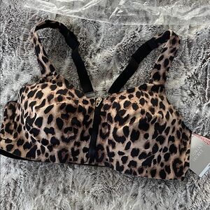 Victoria’s Secret Knockout Front Closure Sport Bra - Zip Front 38C